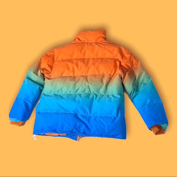 Mt. VEGA Dawn (SunRise) Puffer Jacket Sample - Picture 3 of 7